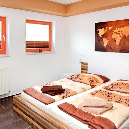 Ferienwohnung Familie Leinweber Waren  Dış mekan fotoğraf